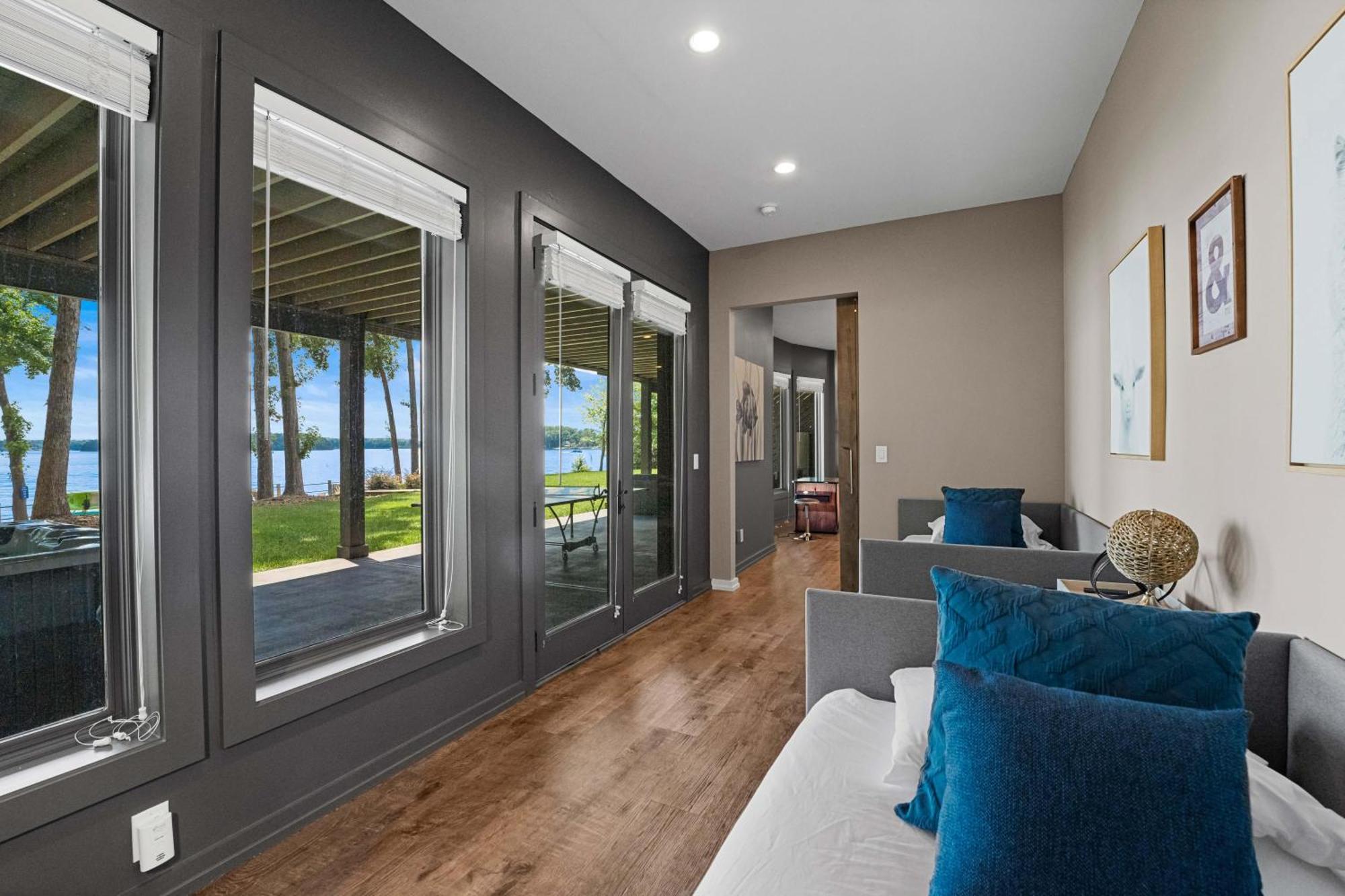 Lake Norman Getaway Мурсвилл Экстерьер фото
