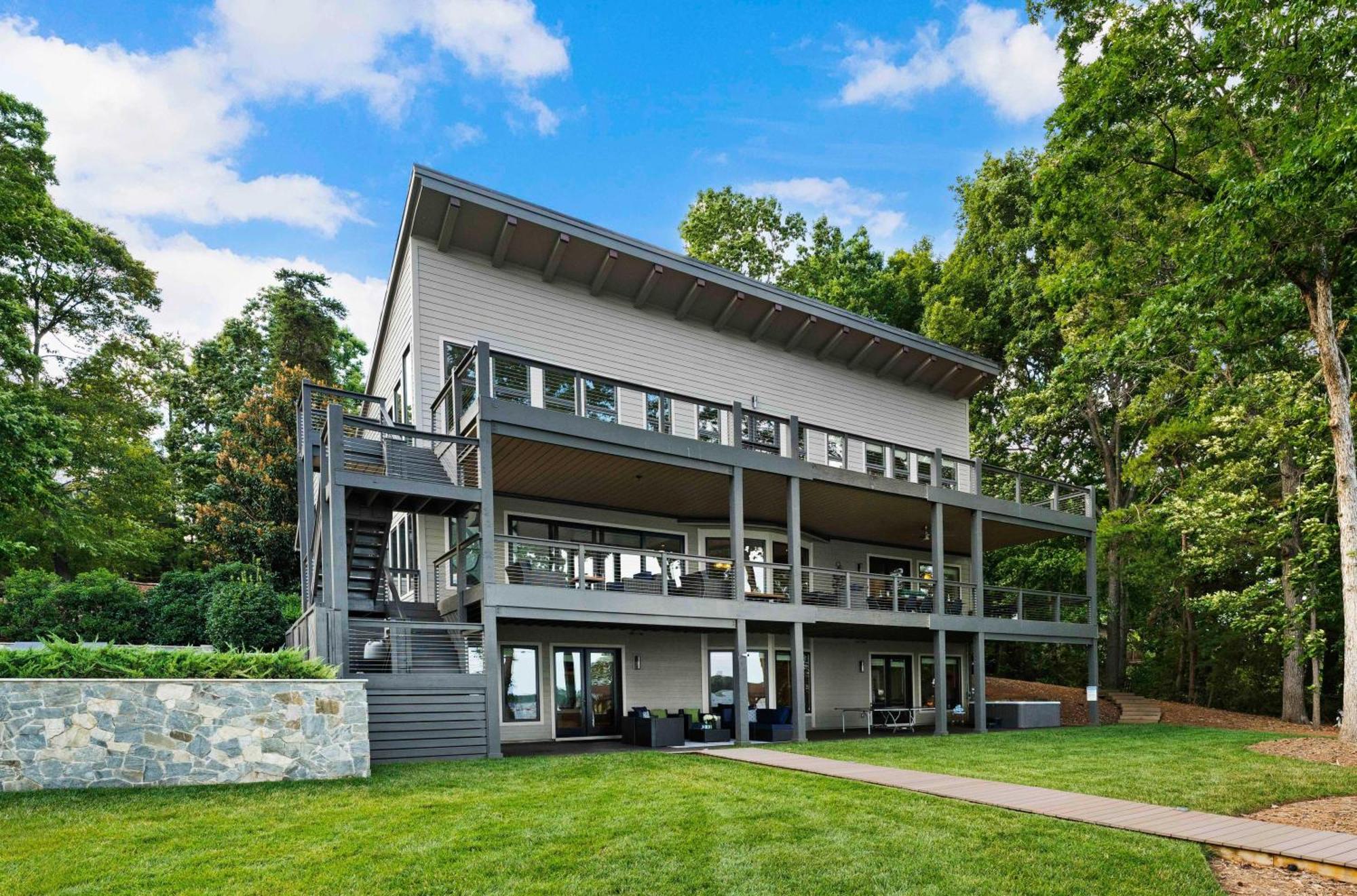 Lake Norman Getaway Мурсвилл Экстерьер фото