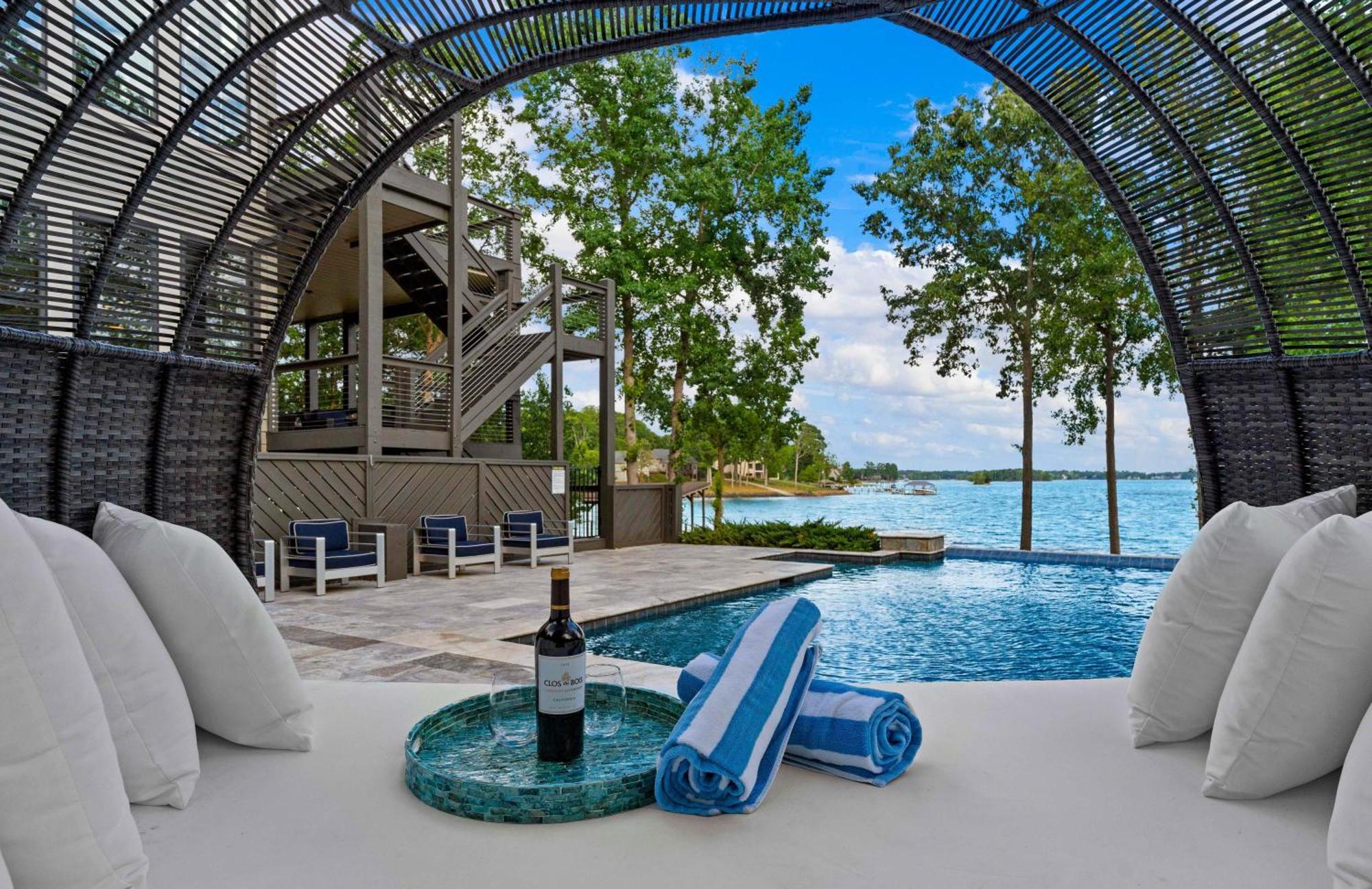 Lake Norman Getaway Мурсвилл Экстерьер фото