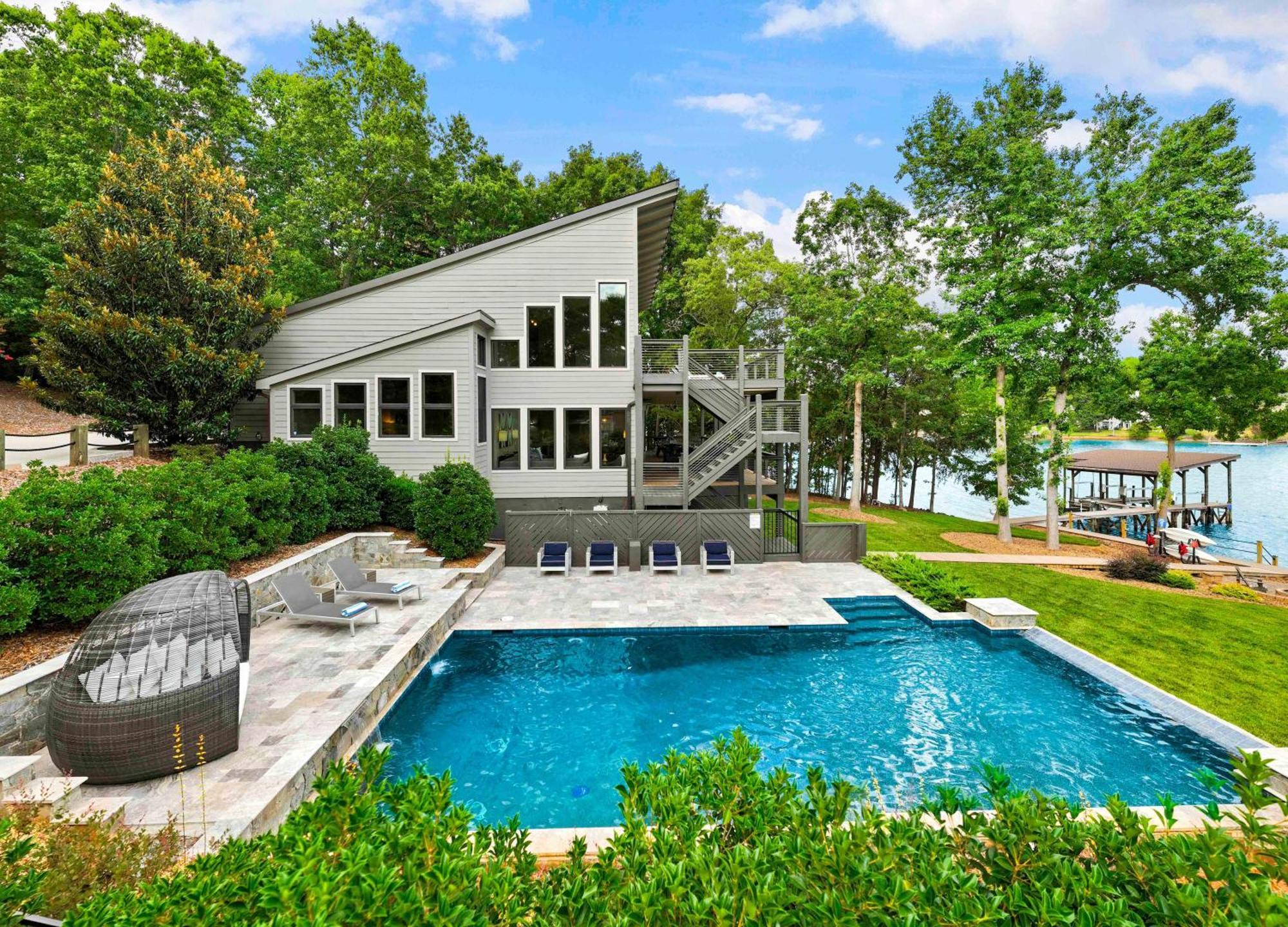 Lake Norman Getaway Мурсвилл Экстерьер фото